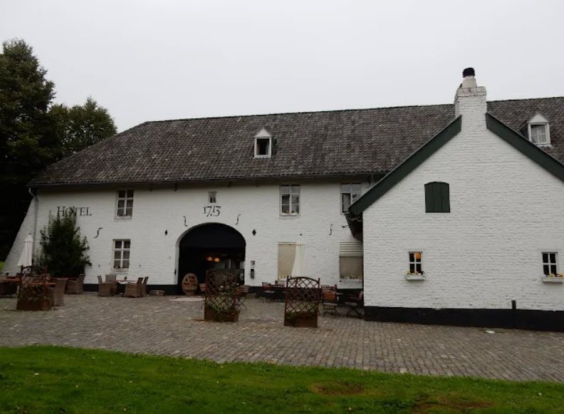 Kasteel Erenstein, Germany